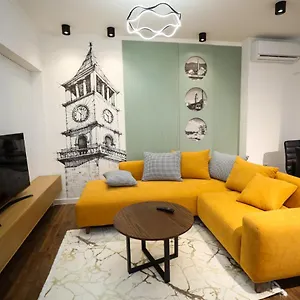 Center - Your Cosy Corner Appartamento Tirana
