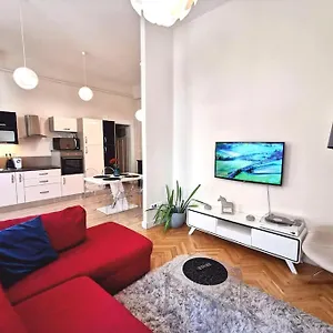 Apartamento Luxury Near Astoria With Ac, Budapest